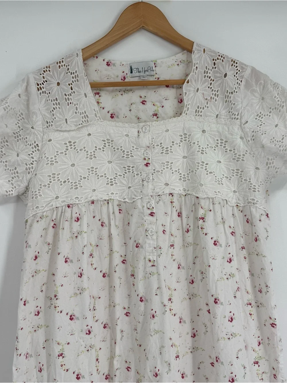 The 1 For U Cotton Poplin Nightgown Size XL Cottagecore Dainty Floral Lace